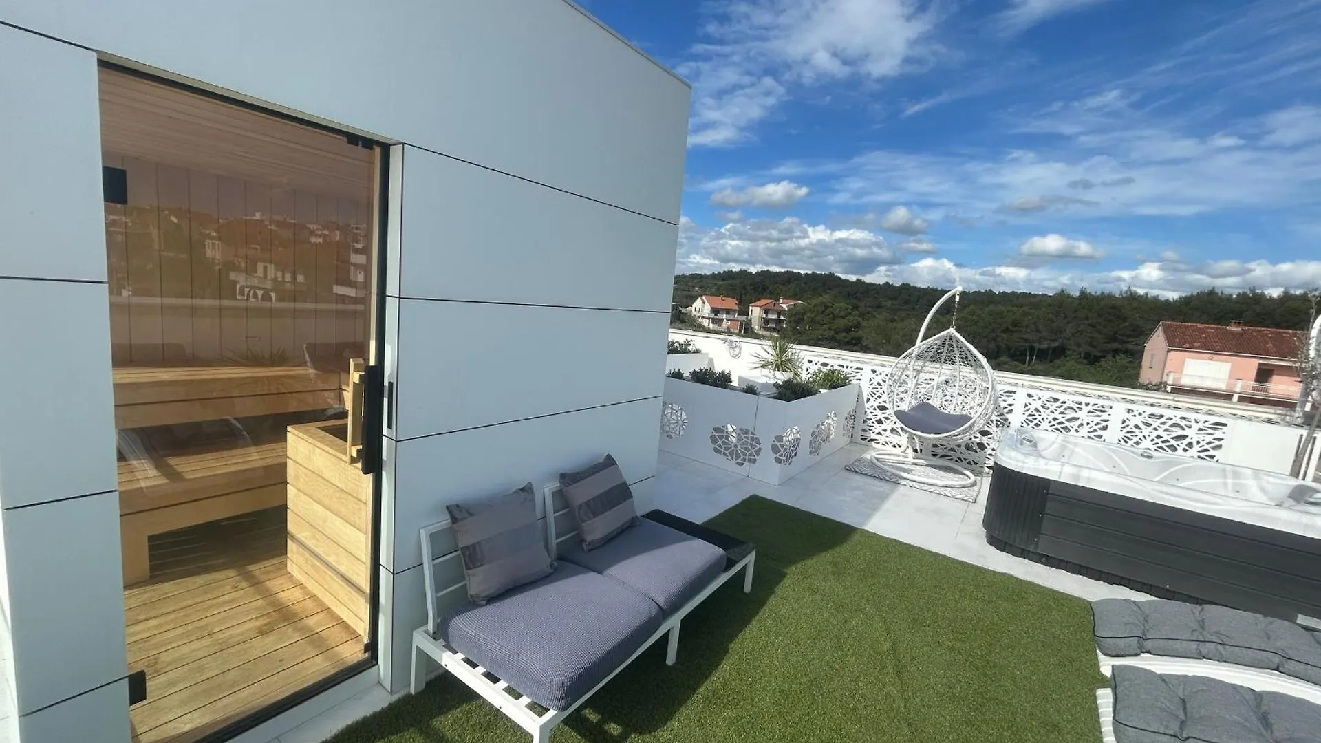 Sea View Luxury Penthouse With Sauna, Jacuzzi And Pool In Villa Zadar Superior アパート