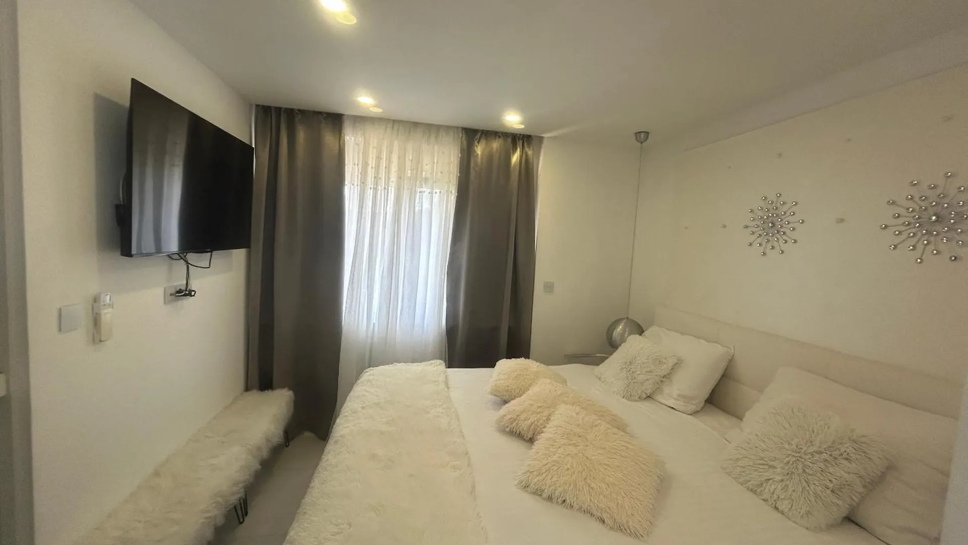 Sea View Luxury Penthouse With Sauna, Jacuzzi And Pool In Villa Zadar Superior 0*,